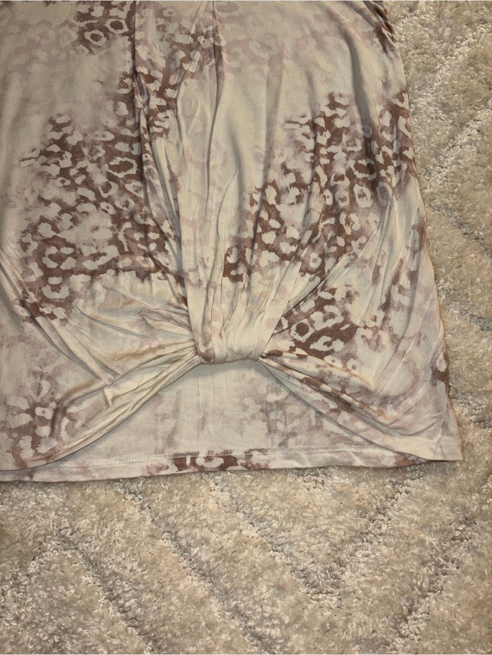 nine britton Cream and Blush Tie-Dye Knot Front Tank - Picture 6 of 7
